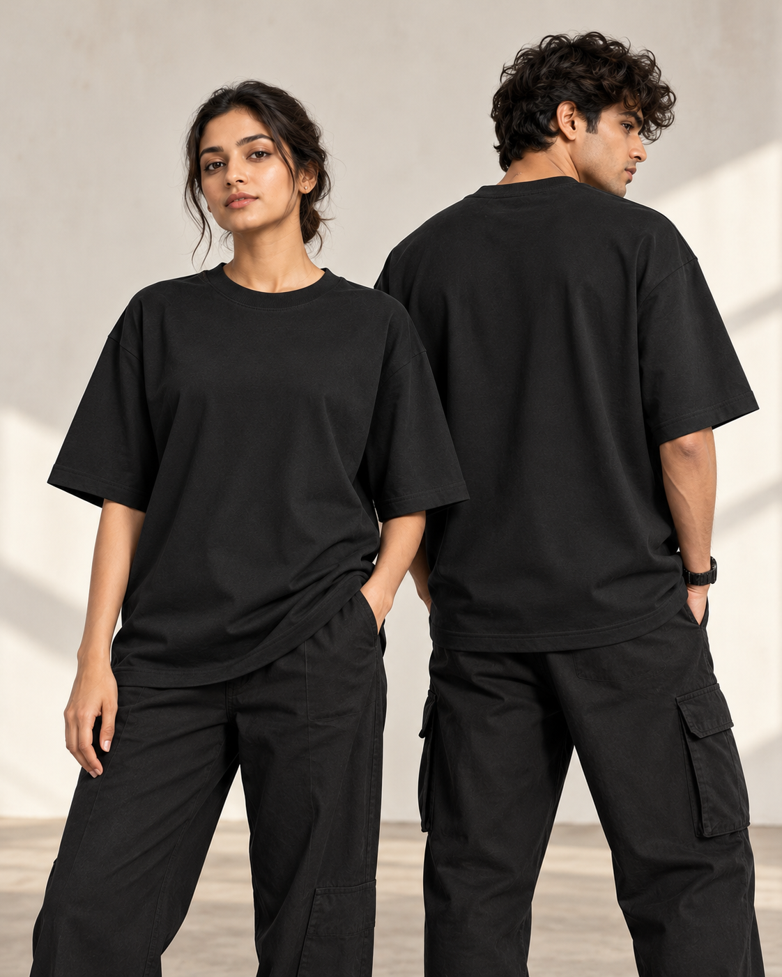 Black - Oversized T-Shirt