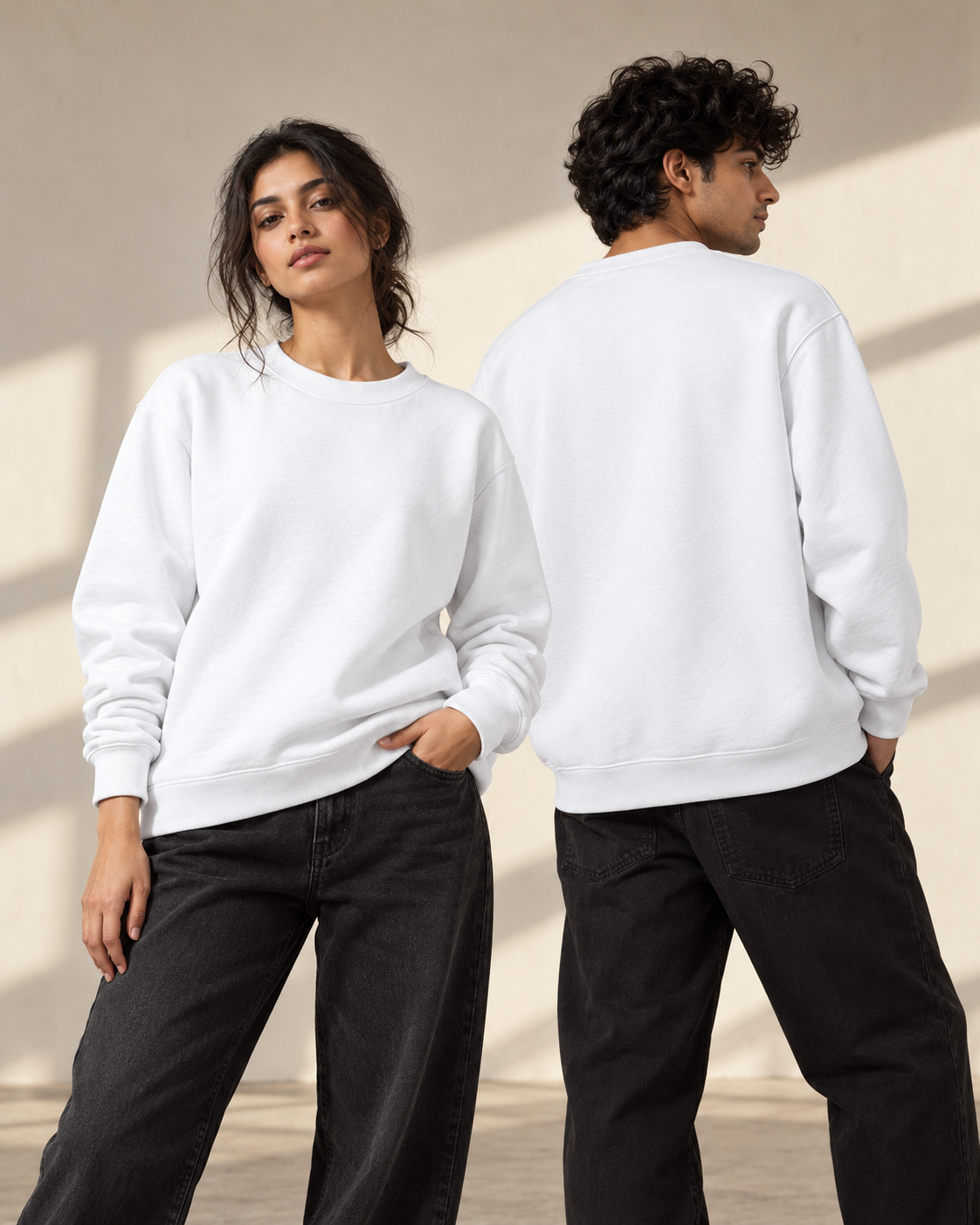 White - Regular Sweatshirt